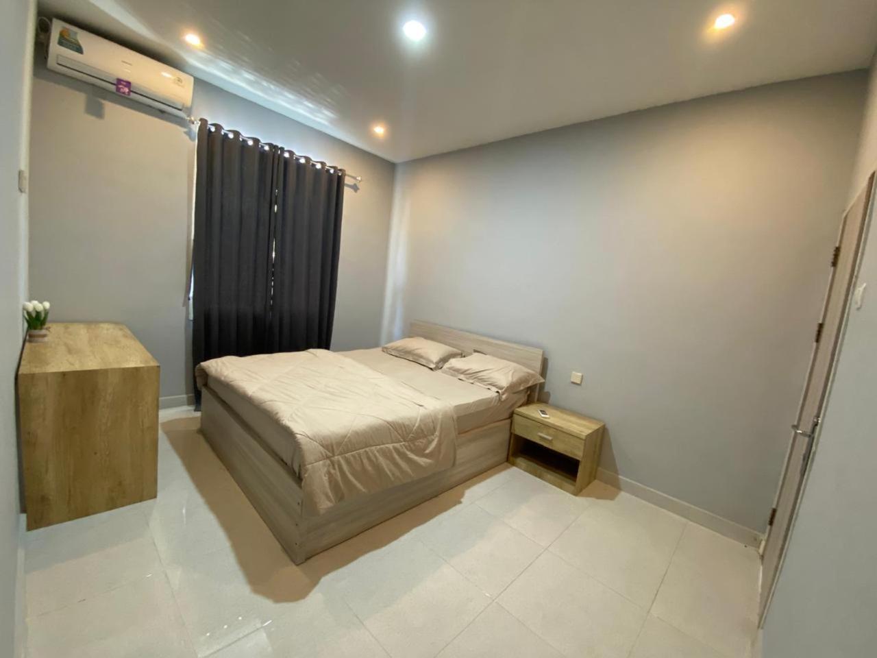 Sukha Homestay Kuta  Buitenkant foto