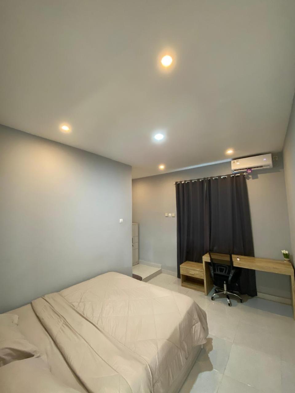 Sukha Homestay Kuta  Buitenkant foto