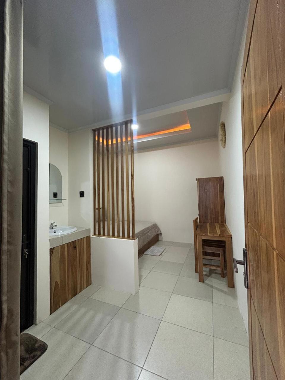 Sukha Homestay Kuta  Buitenkant foto